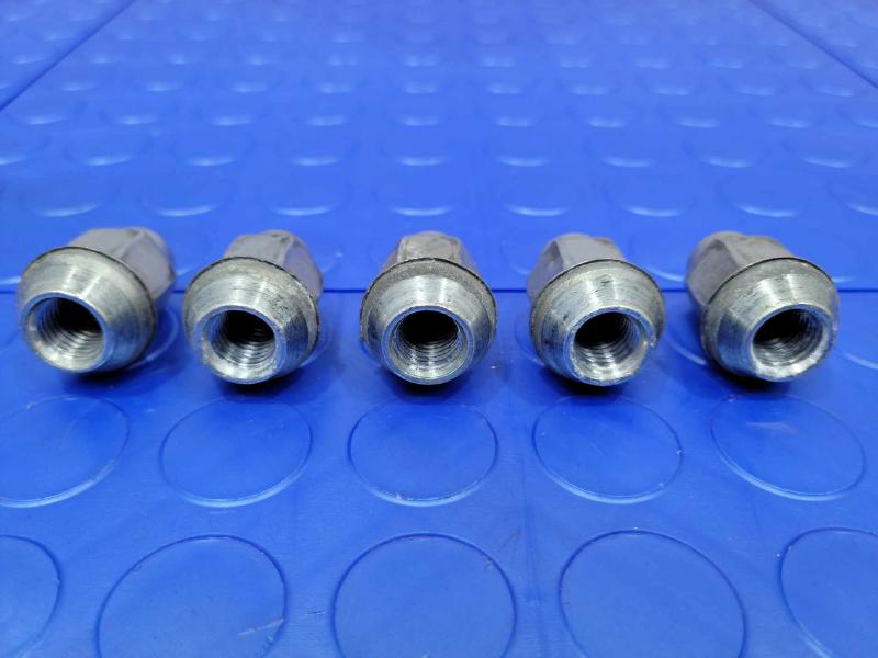 2020 Chevrolet Trax Lug Nuts