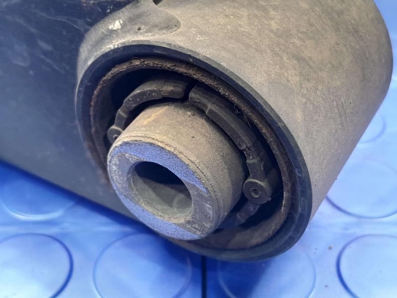2020 Kia Optima Lower Control Arm Rr