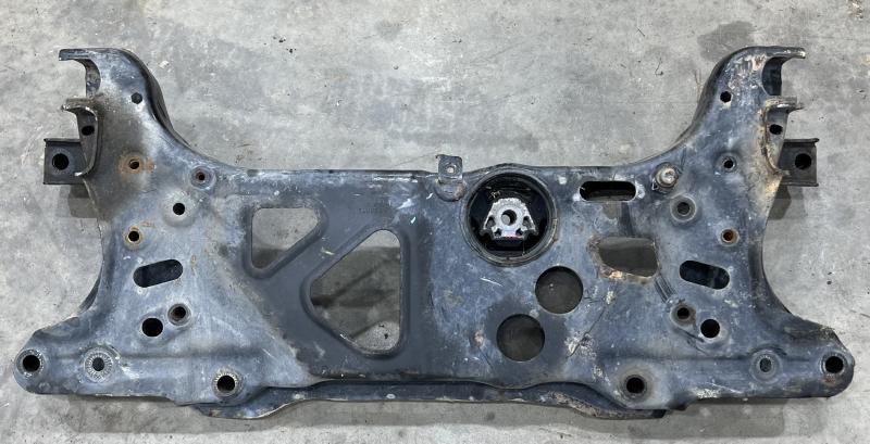 2015 Volkswagen Passat Crossmember/Cradle/Undercarria