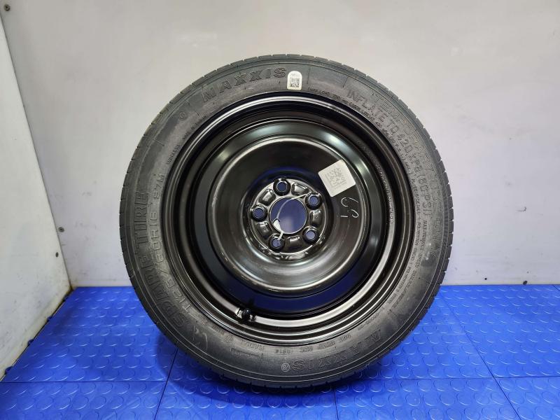 2014 Ford Focus Wheel