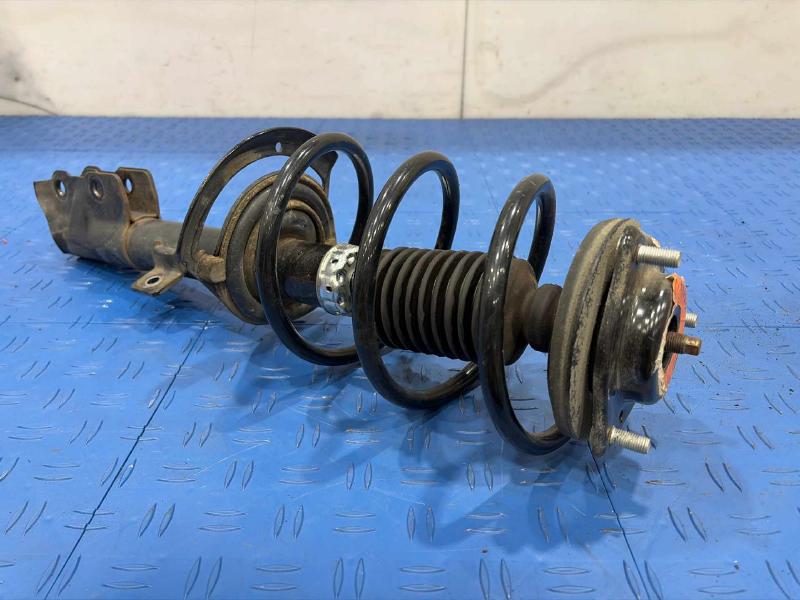 2012 Jeep Compass Strut Assembly