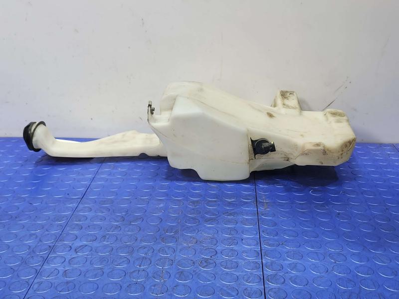 2012 GMC Yukon Washer Bottle