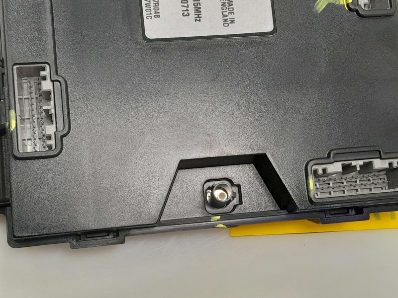2012-2016 Tesla Model S Body Control Module BCM Genuine Part OEM 1010906-00-D