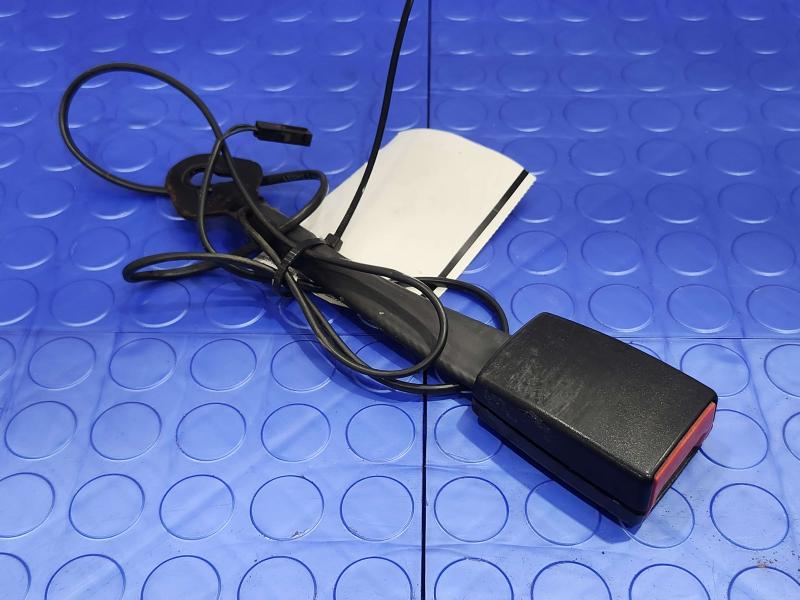 2016 Volkswagen Jetta Front Seat Belt
