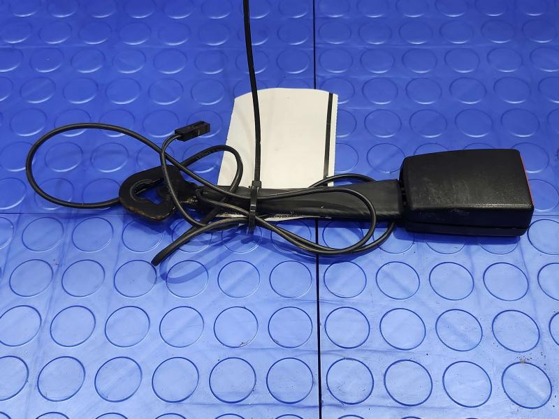 2016 Volkswagen Jetta Front Seat Belt