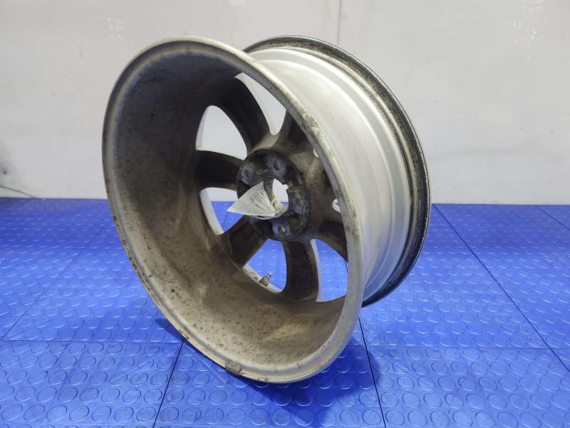 2011 Kia Sorento Wheel