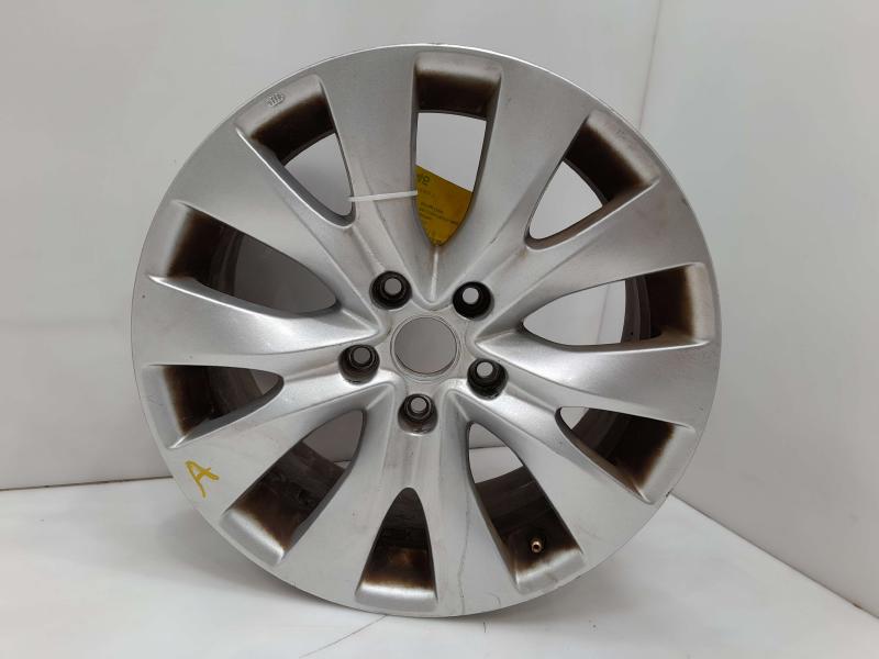 2016 Subaru Legacy Wheel