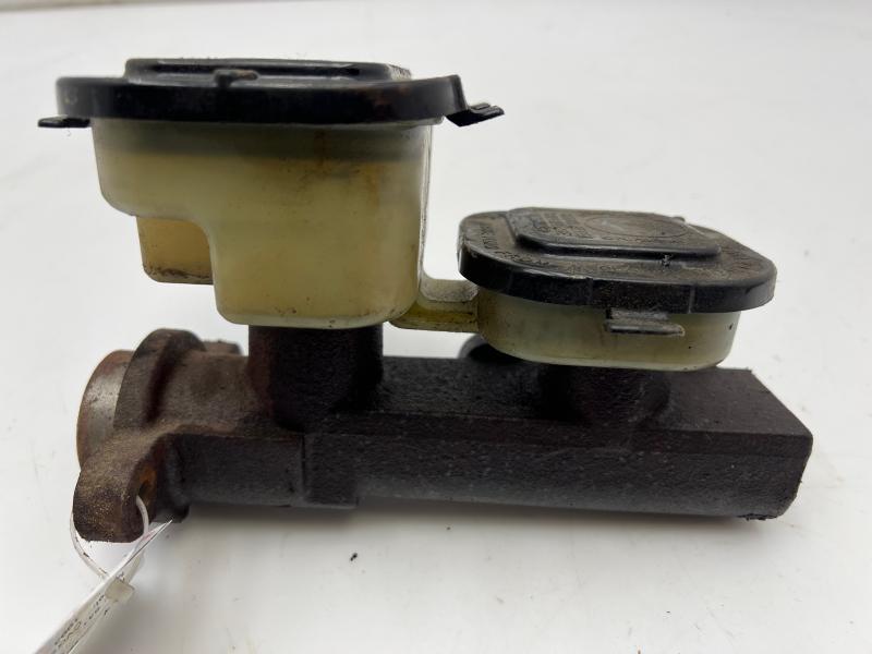 1993 Chevrolet G20 Master Cylinder