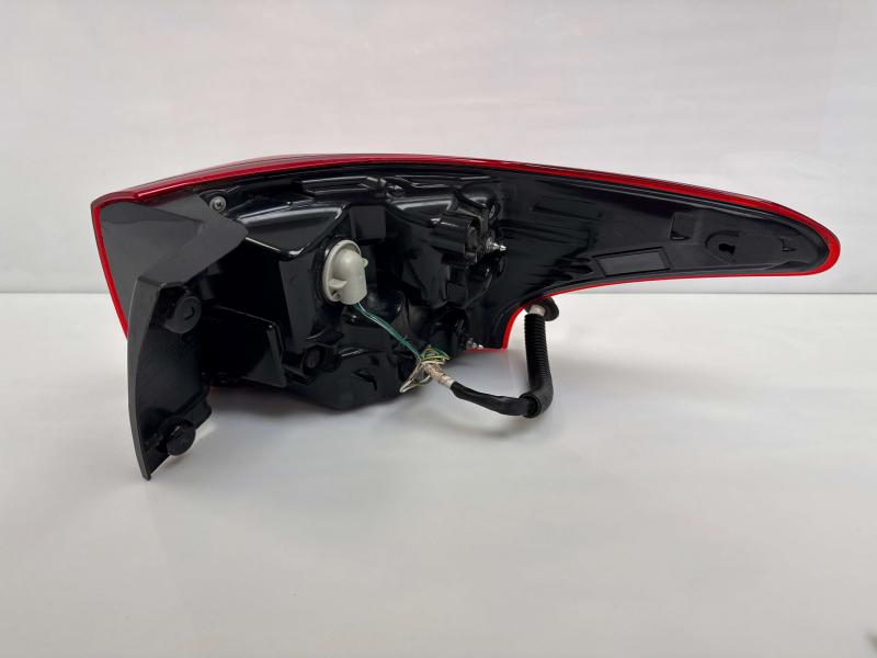 2016 Mitsubishi Outlander Tail Light Assembly