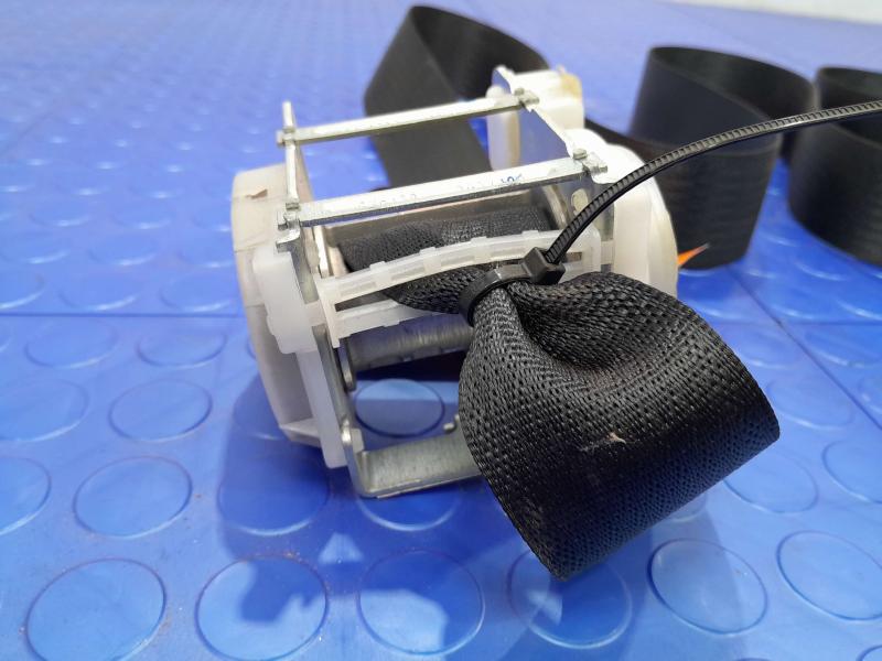2016 Dodge Challenger Rear Seat Belt