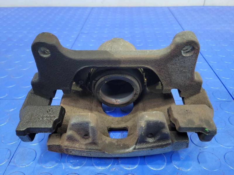 2014 Volkswagen Passat Caliper
