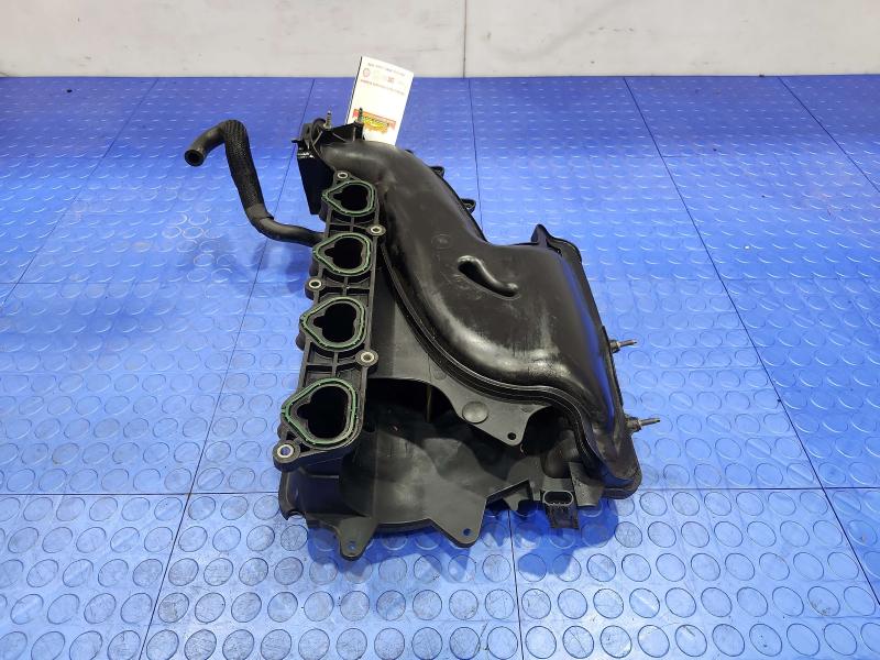 2017 Chrysler 200 Intake Manifold