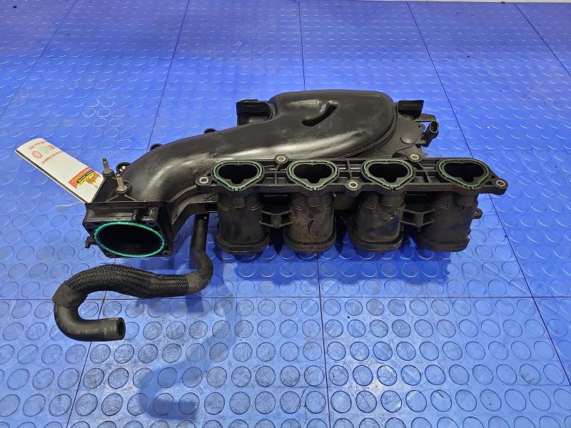 2017 Chrysler 200 Intake Manifold