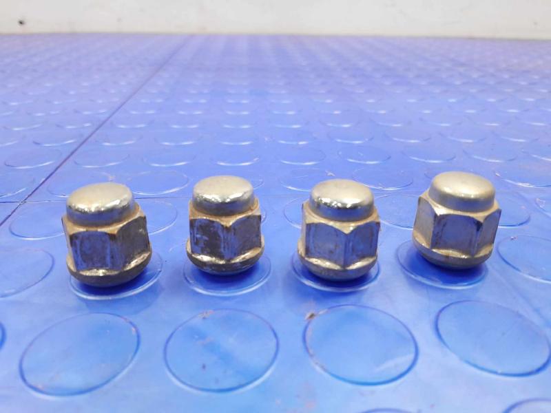 2008 Honda Fit Lug Nuts