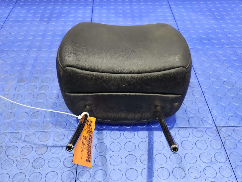 2008 Subaru Legacy Headrest