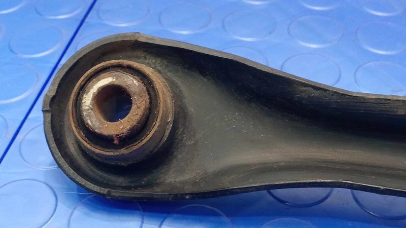 2012-2018 Ford Focus Rear Suspension Arm Left or Right Side OEM BV6Z5500D,RH