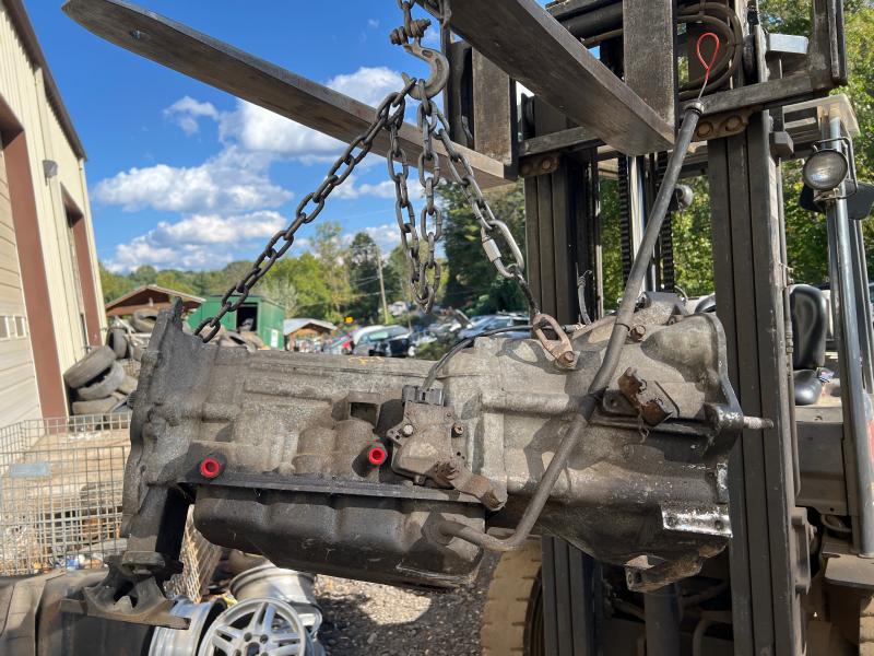 2001 Chevrolet Tracker Transmission Assy.