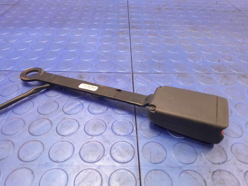 2020 Nissan Kicks Front Seat Belt Buckle Right Passenger Side Black OEM 868425RW0A