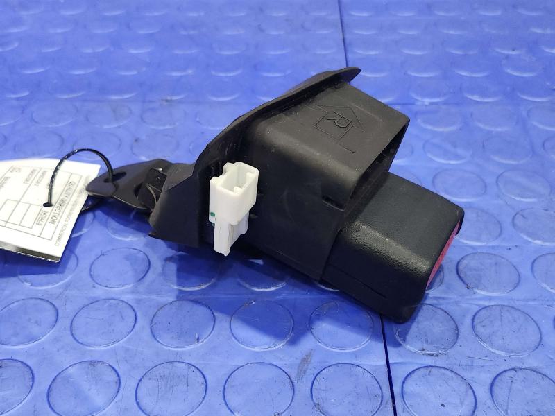 2017 Toyota Prius Rear Seat Belt