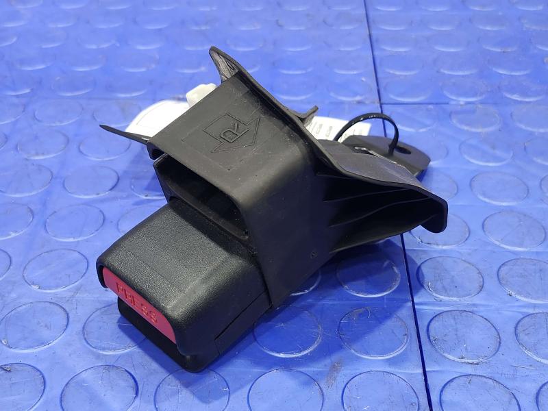 2017 Toyota Prius Rear Seat Belt