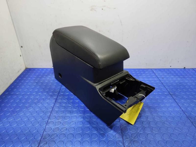 2015 Subaru Legacy Front Console
