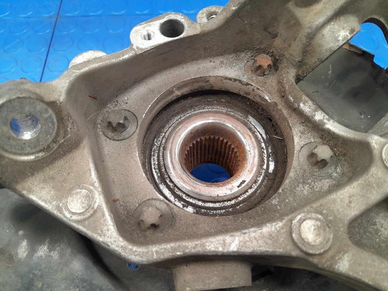2016 Dodge Challenger Rear Knuckle/Stub Axle