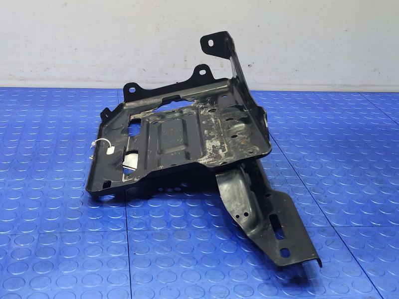 2016 Chevrolet Silverado 1500 Battery Tray