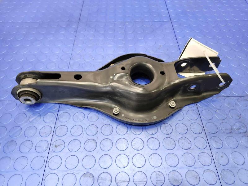 2014 BMW 228i Lower Control Arm Rr