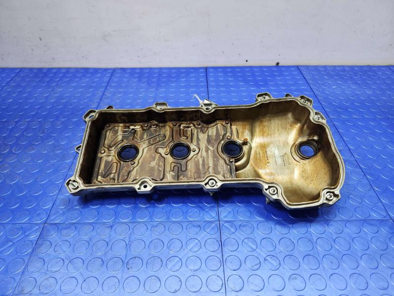 2011 Mazda CX-9 Valve Cover
