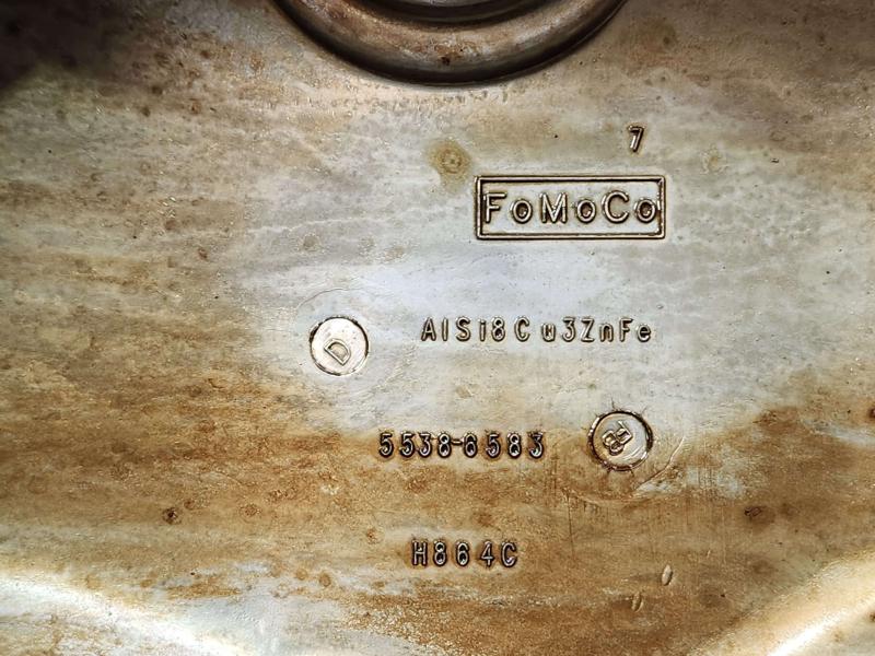2011 Mazda CX-9 Valve Cover