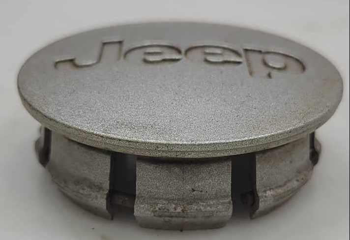 2006 Jeep Grand Cherokee Center Cap