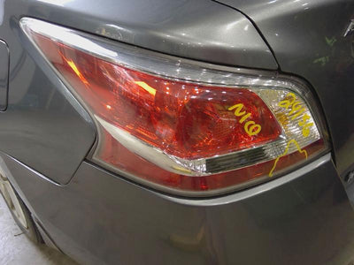2015 Nissan Altima Tail Light Assembly
