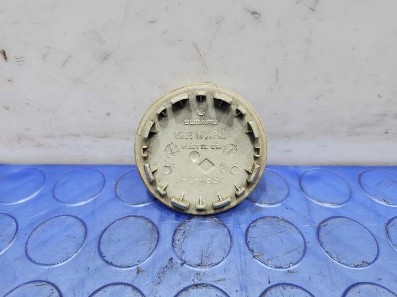 2015-2016 Subaru Legacy Outback Limited Alloy Wheel Center Cap OEM 28821VA011