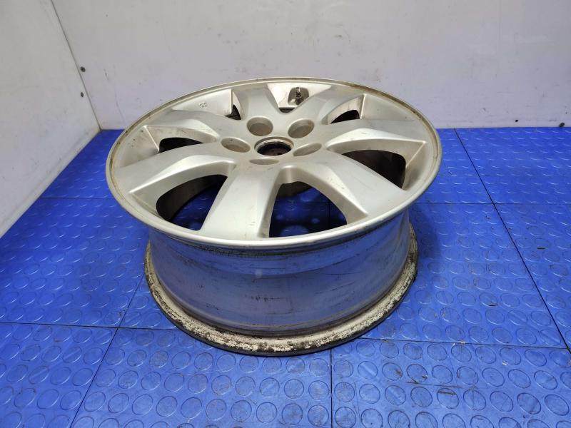 2016 Kia Sedona Wheel