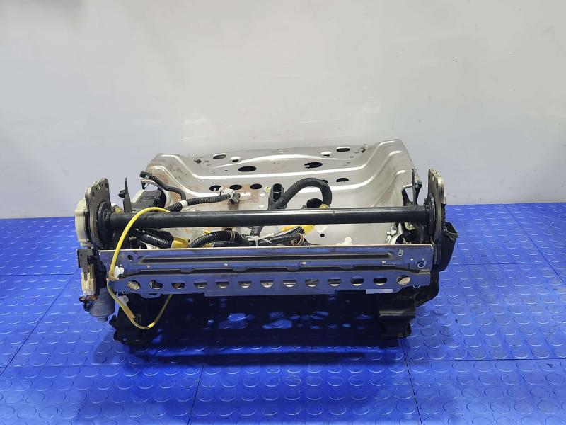 2008 Lexus LS 460 Seat Track