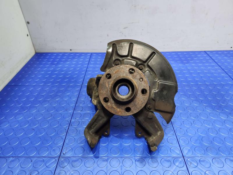 2005 Volkswagen Jetta Spindle Knuckle Front