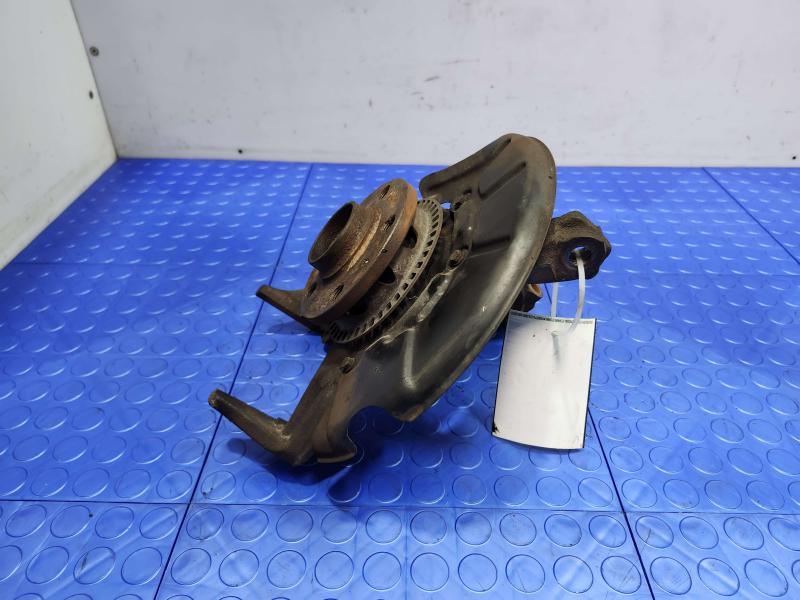 2005 Volkswagen Jetta Spindle Knuckle Front
