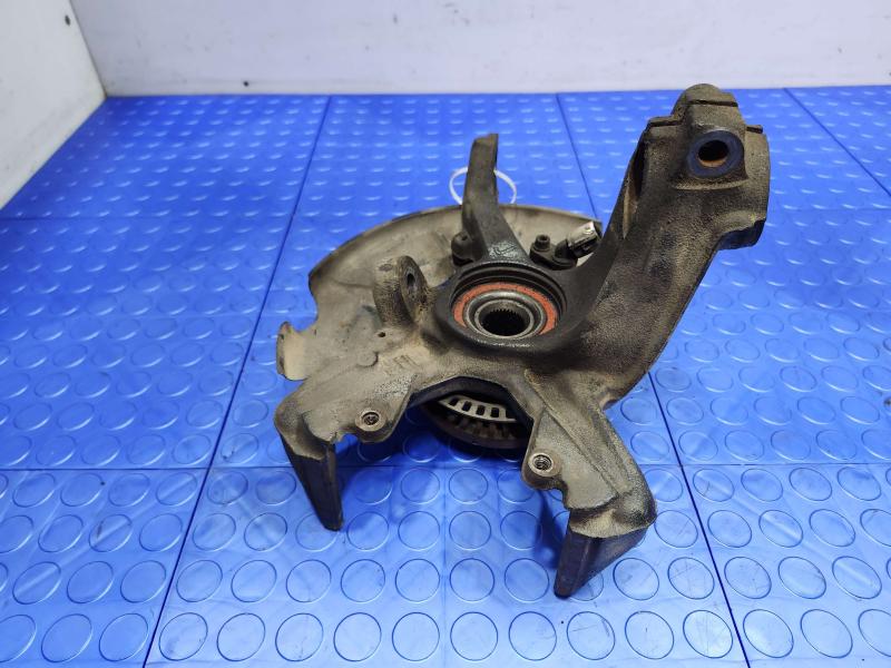 2005 Volkswagen Jetta Spindle Knuckle Front