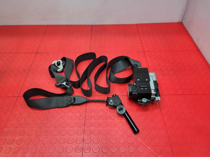 2014 Ford Fusion Front Seat Belt