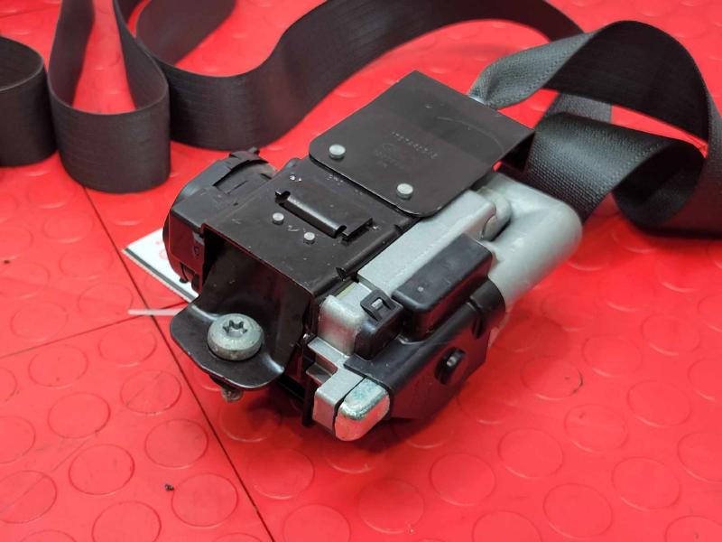 2014 Ford Fusion Front Seat Belt