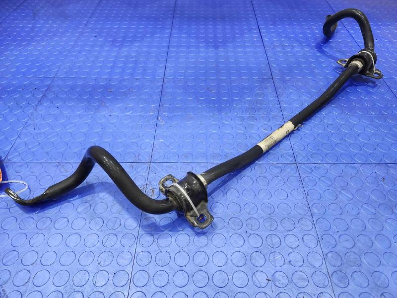 2010-2017 Volvo XC60 Front Stabilizer Bar Swaybar Genuine OEM 313405169