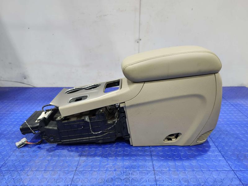 2014-2017 Jeep Grand Cherokee Center Floor Console Assembly Tan Leather OEM
