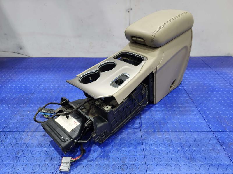 2014-2017 Jeep Grand Cherokee Center Floor Console Assembly Tan Leather OEM