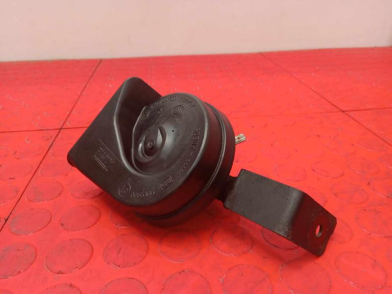 2015-2017 Chrysler 200 Low Note Horn Assembly Genuine OEM 68207362AB