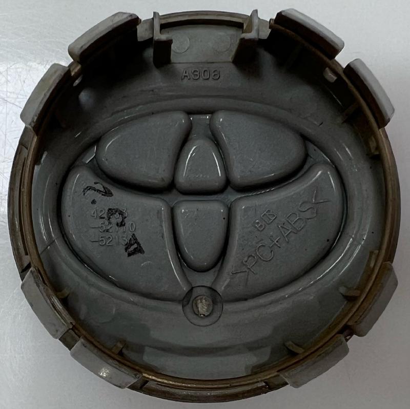 2013 Toyota Prius Center Cap