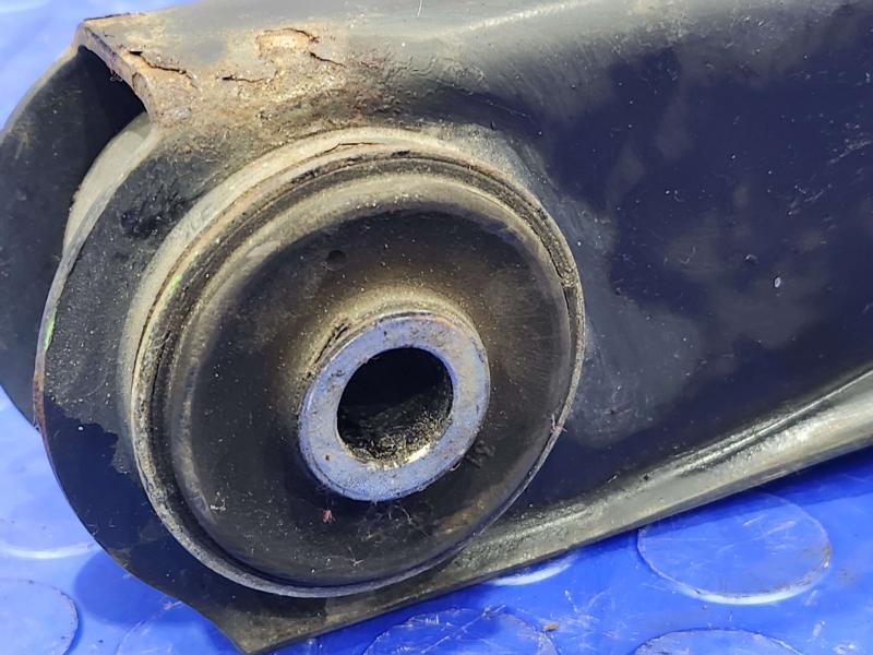 2011-2020 GMC Yukon Rear Lower Control Arm Left or Right Side OEM 22868629,LH