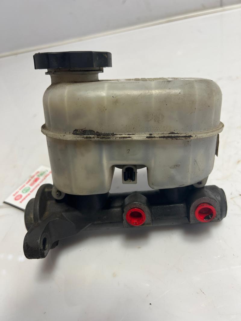 2002 Chevrolet S10 Master Cylinder