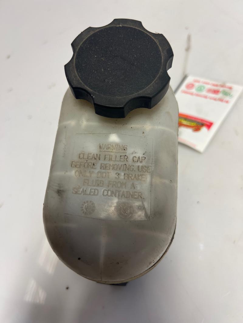 2002 Chevrolet S10 Master Cylinder