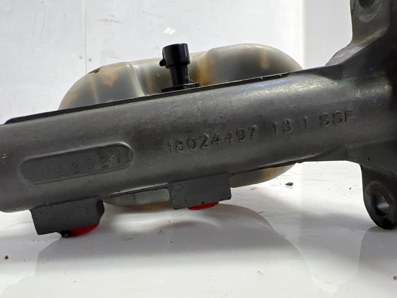 2002 Chevrolet S10 Master Cylinder