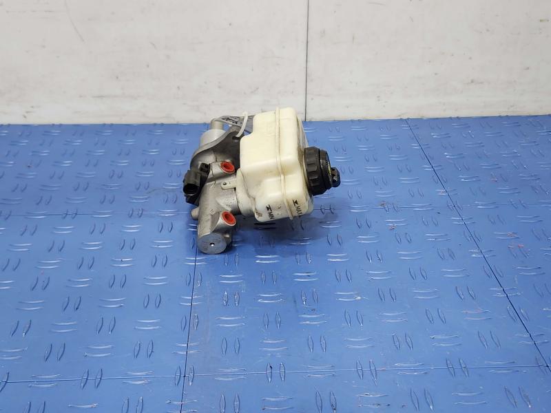 2012 Audi TT Master Cylinder